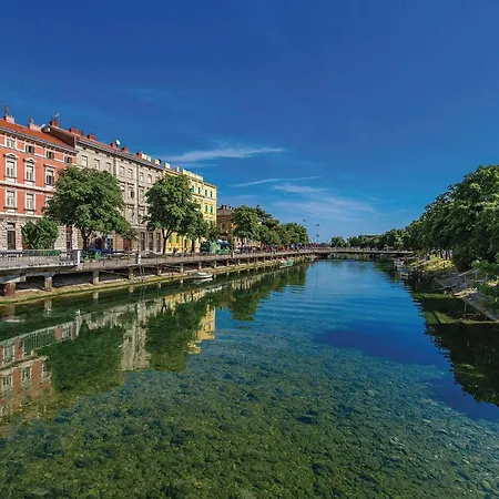 Apartment Cozy In With House Sea View Rijeka